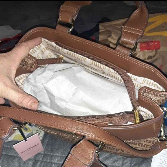 Juicy couturier purse - Picture 2 of 3